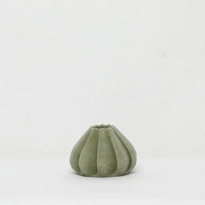 candle-holder-waste-artichoke-leaves-atelier-barb-the_home_of_sustainable_things