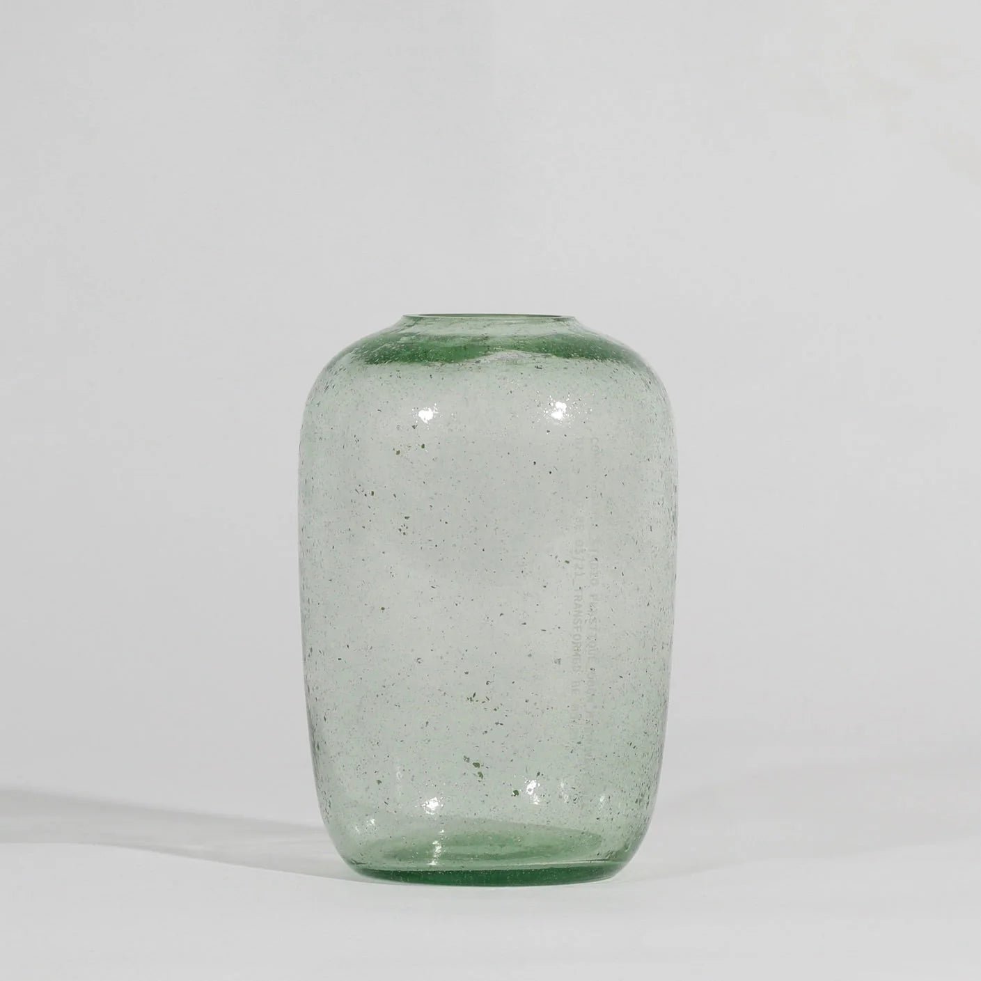 common-sands-vase-microwave-glass-studio-plastique-the_home_of_sustainable_things