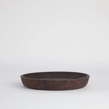 Load image into Gallery viewer, giria-tray-tree-bark-tableware-evelina-kudabaite-the_home_of_sustainable_things
