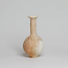 Load image into Gallery viewer, mono-no-aware-vase-amanda-tong-the_home_of_sustainable_things
