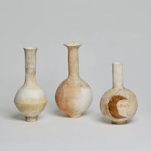 Load image into Gallery viewer, mono-no-aware-vase-amanda-tong-the_home_of_sustainable_things
