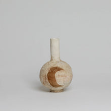 Load image into Gallery viewer, mono-no-aware-vase-amanda-tong-the_home_of_sustainable_things
