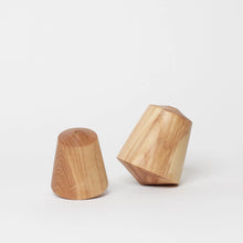 Load image into Gallery viewer, oscillating-vase-hardwood-offcuts-sophia-elouise-the_home_of_sustainable_things
