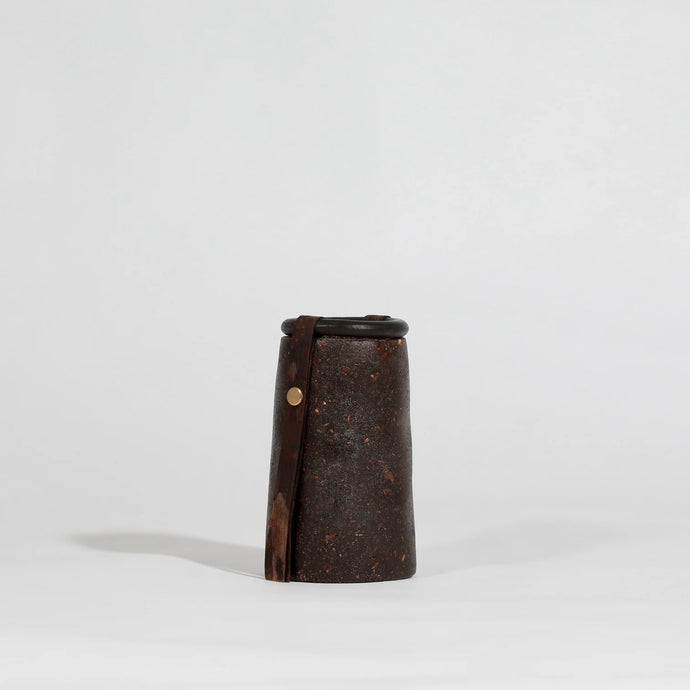 pineresin-vase-pine-resin-bark-beeswax-charcoal-studio-sarmite-polakova-the_home_of_sustainable_things