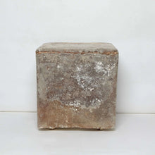 Load image into Gallery viewer, side-table-myceliated-organic-waste-mycelium-myceen-the_home_of_sustainable_things
